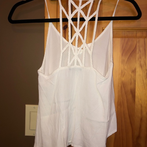 DETAILED WHITE TANK TOP - Picture 3 of 4